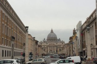 Vatikán: Žádné postihy pro ty, kdo se nedají očkovat